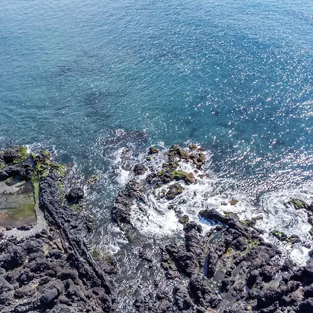 Front Villa Ponta Delgada (Sao Miguel)