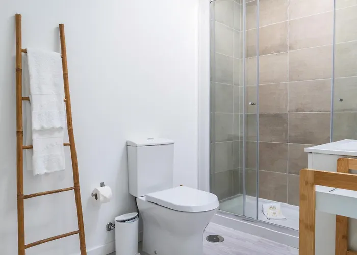 Front 别墅 蓬塔德尔加达