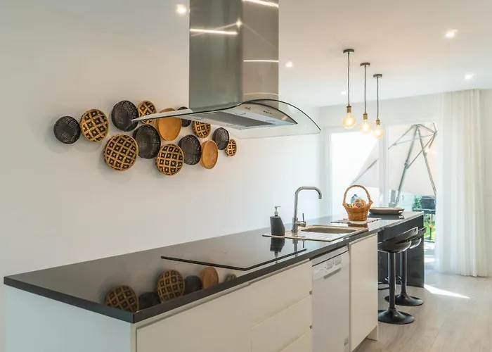 Front * Ponta Delgada